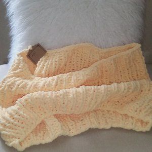 Hand knitted chenille pale yellow infinity scarf NWT